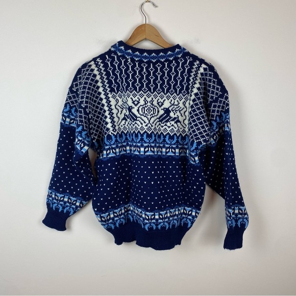 Vintage Dale of Norway Reindeer Snowflake Nordic Wool Crewneck Sweater - Picture 2 of 7